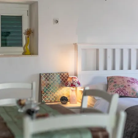 Ana Apartment *