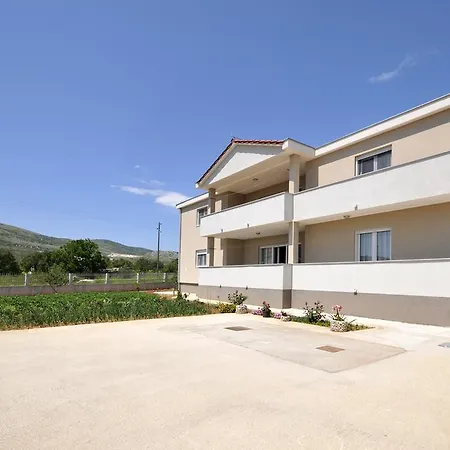 Ana Apartament *